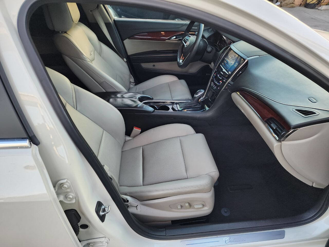 Used 2013 Cadillac ATS Luxury w/ Cold Weather Package RWD image 18