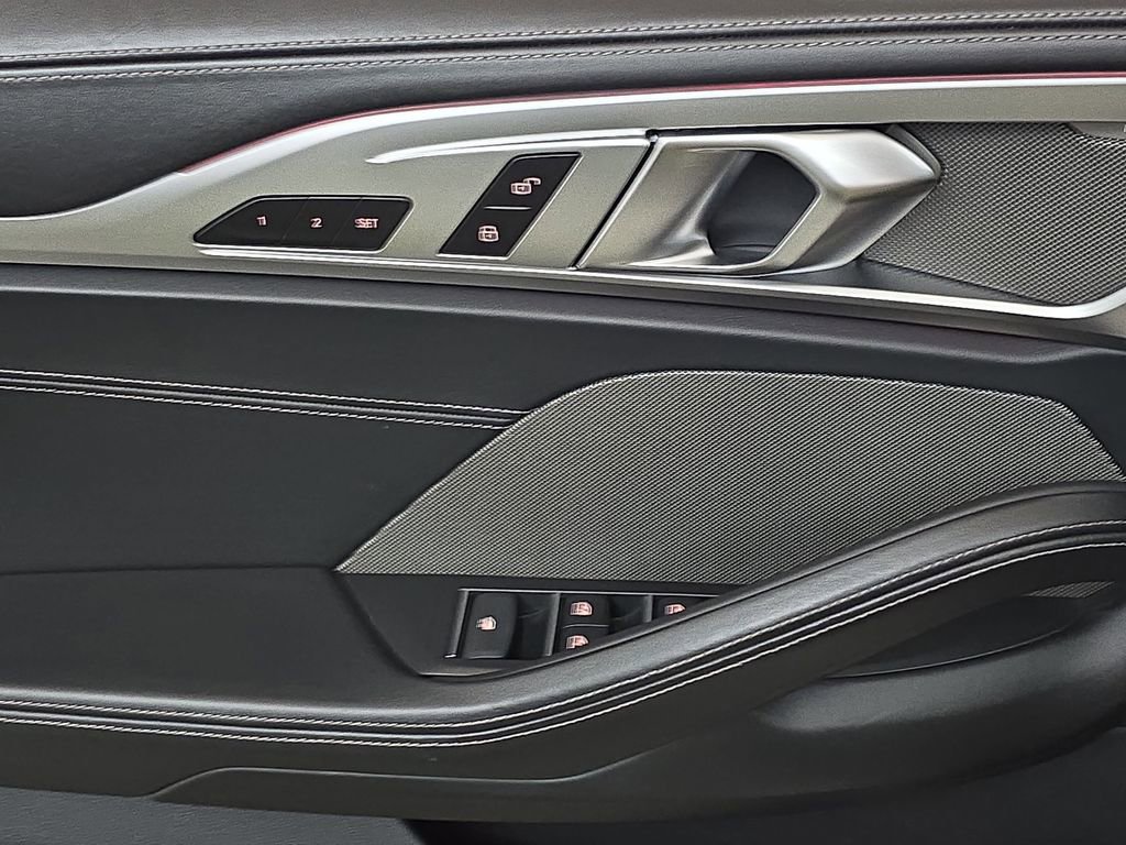 Used 2022 BMW 840i xDrive Convertible image 30