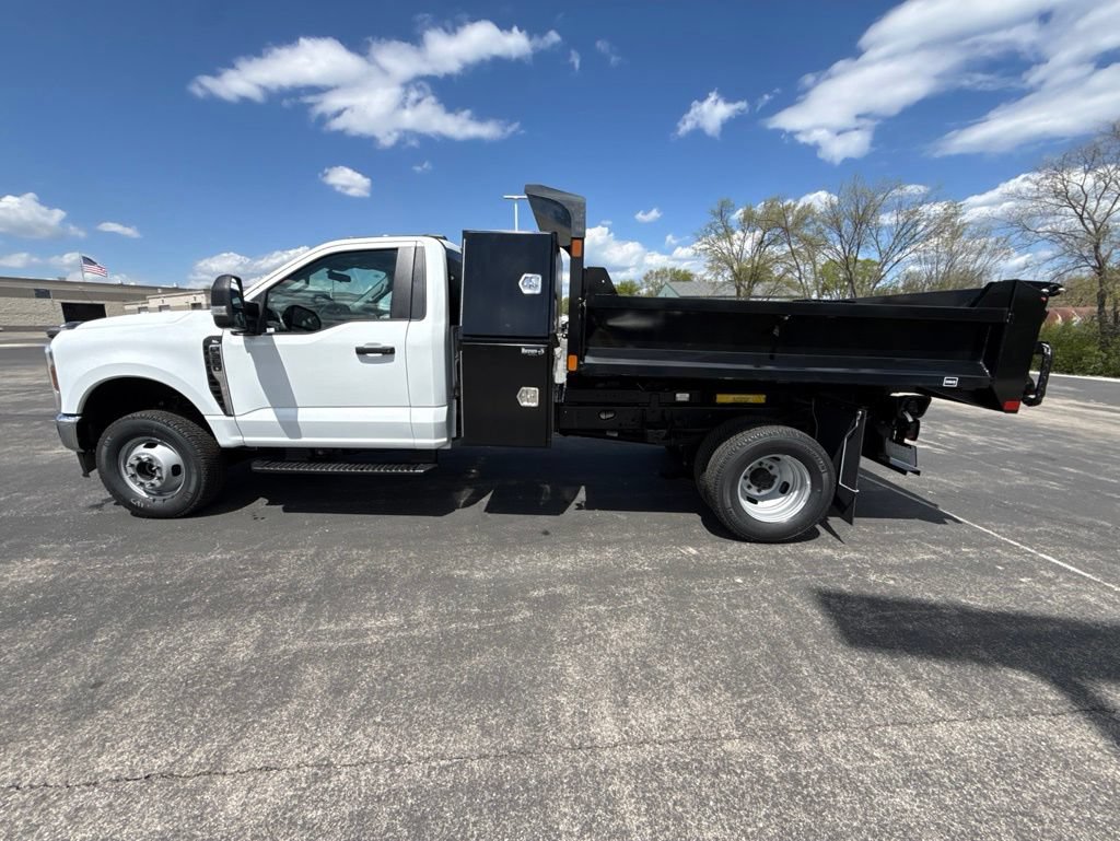New 2026 Ford F350 XL w/ XL Chrome Package AWD/4WD image 13