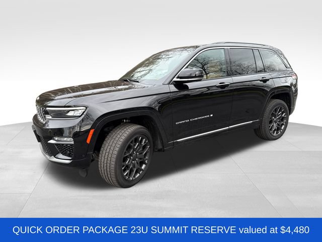 New 2025 Jeep Grand Cherokee Summit AWD/4WD image 3