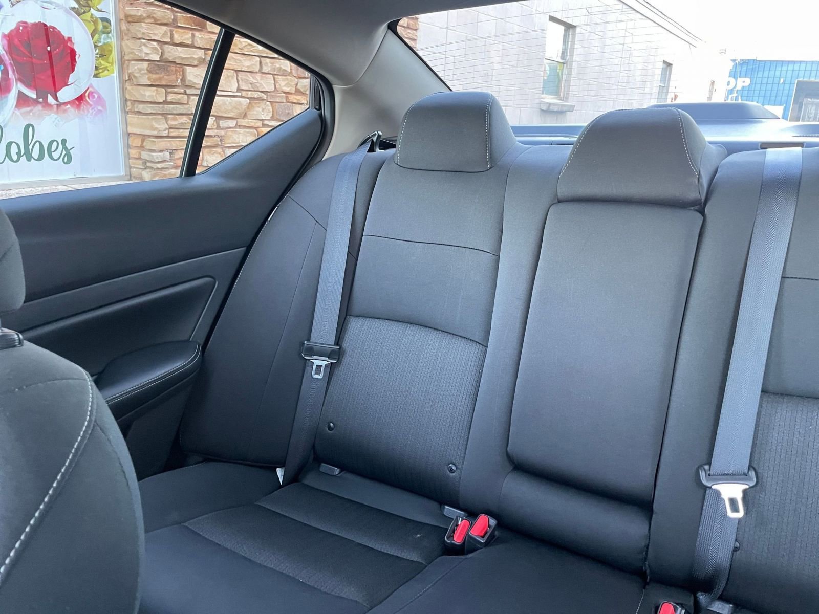 Used 2025 Nissan Altima 2.5 SV image 38