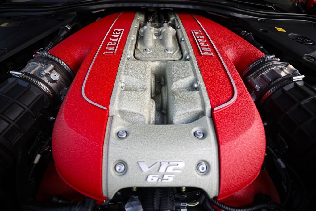 Certified 2022 Ferrari 812 GTS RWD image 31