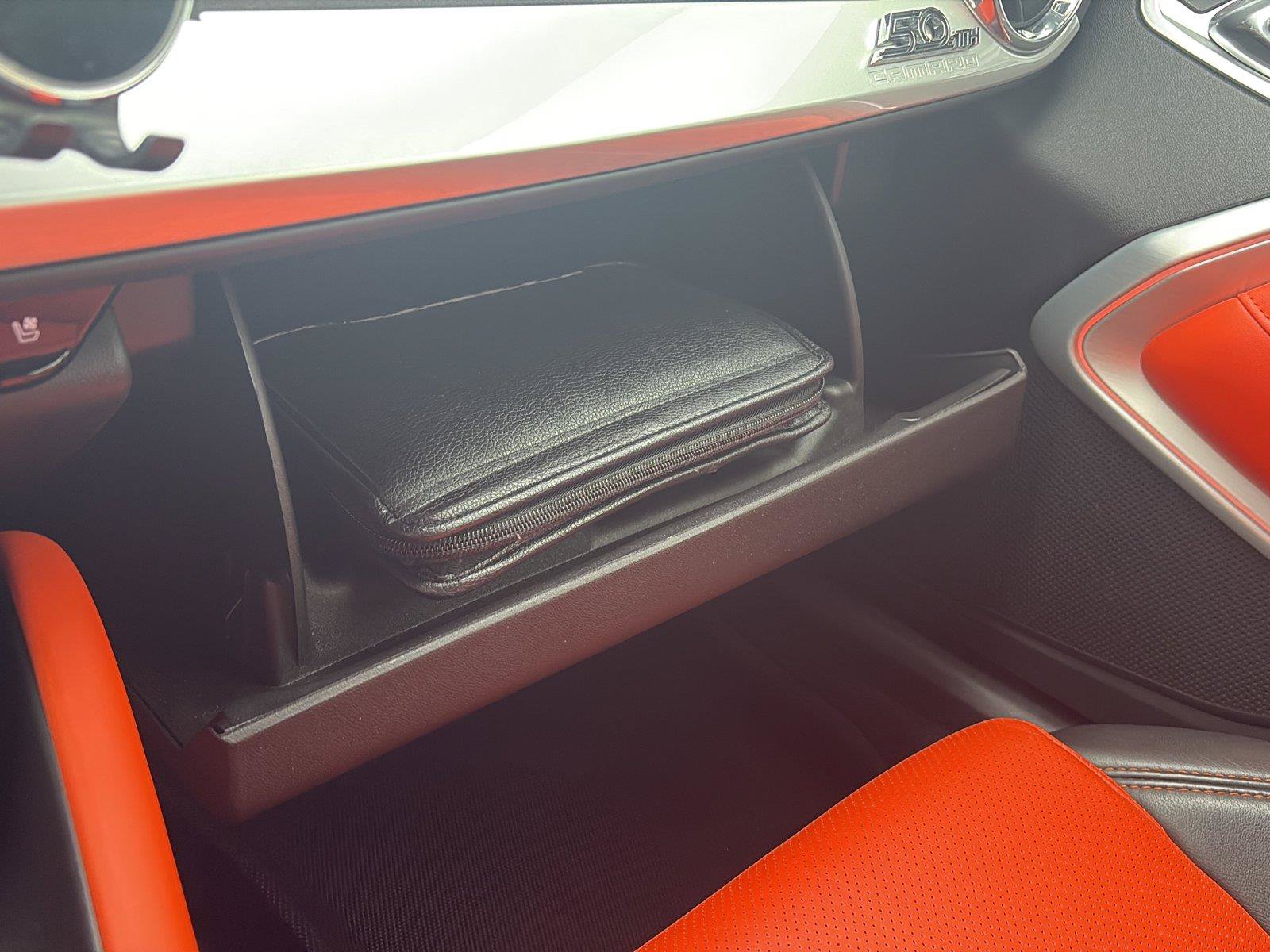 Certified 2018 Chevrolet Camaro SS w/ Hot Wheels Edition RWD image 33