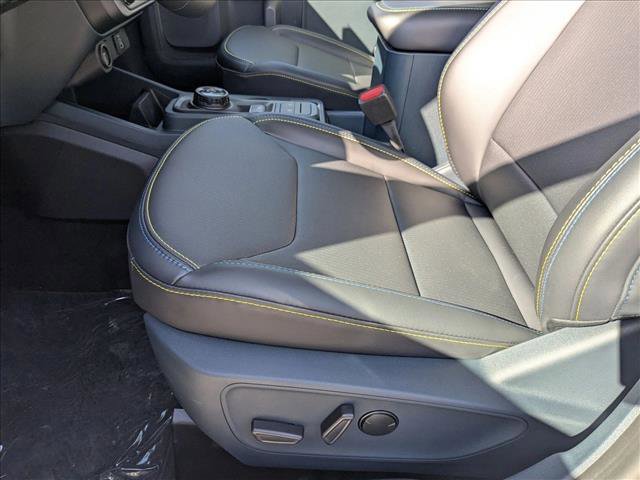 New 2026 Ford Maverick Lobo AWD/4WD image 4