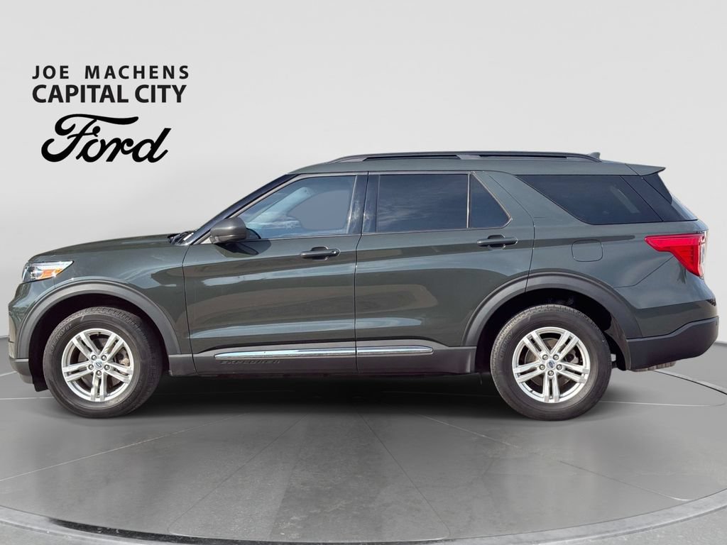 Used 2023 Ford Explorer XLT w/ Equipment Group 202A AWD/4WD image 8