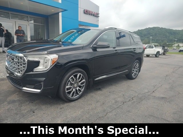 Used 2022 GMC Terrain Denali