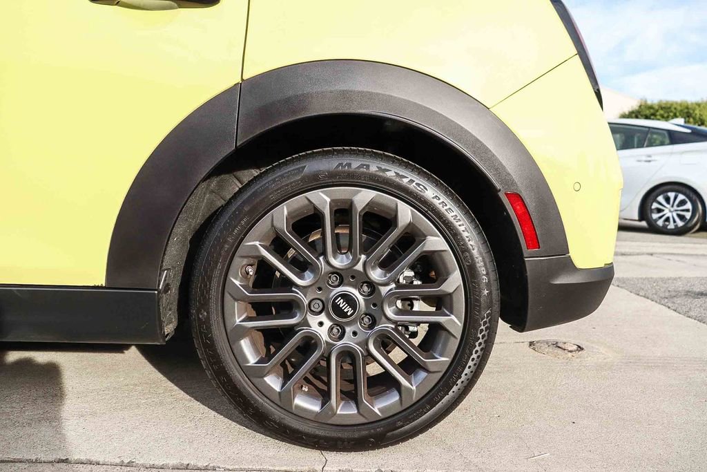 Used 2025 MINI Cooper S image 11