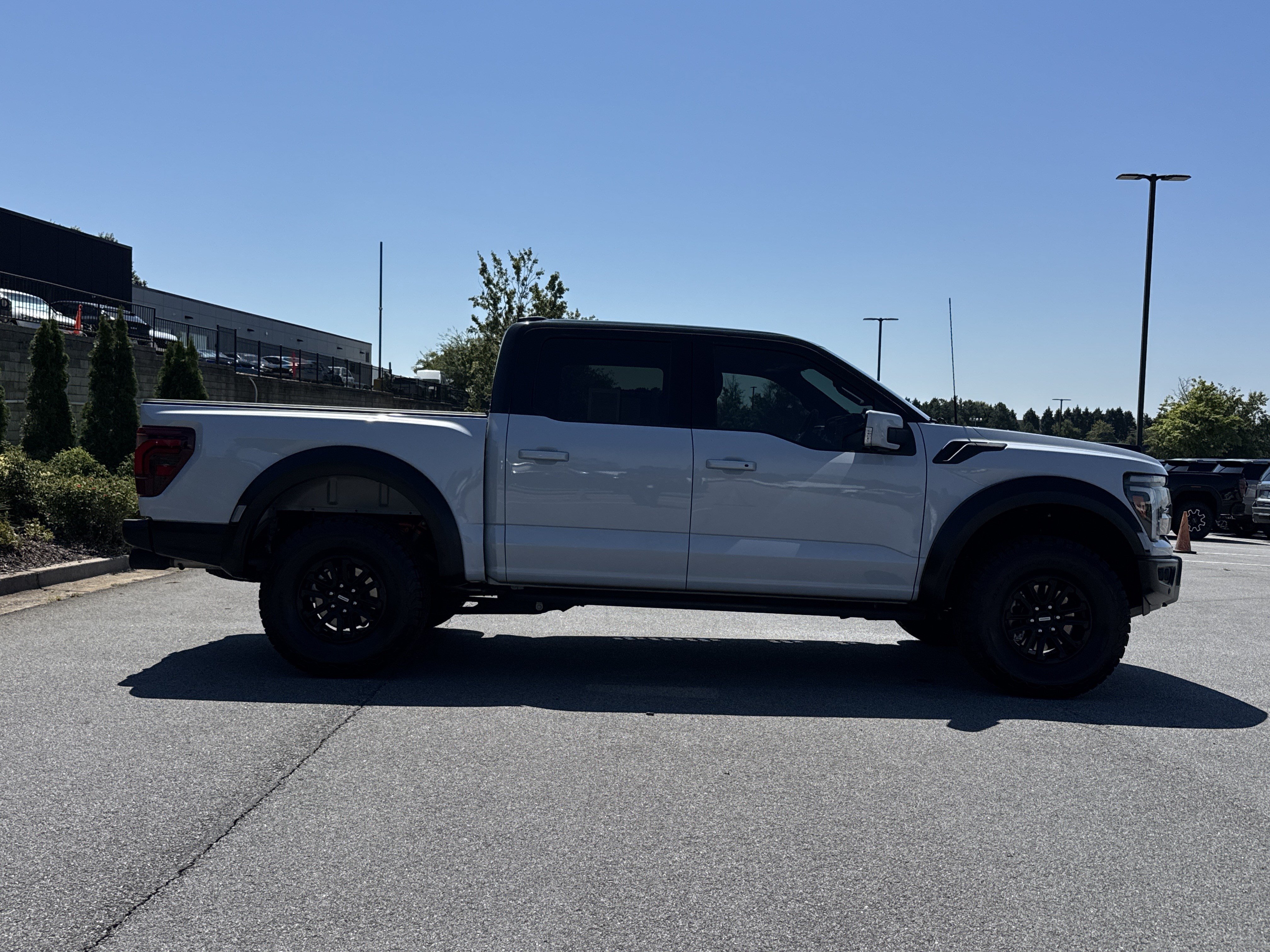 Used 2025 Ford F150 Raptor AWD/4WD image 11