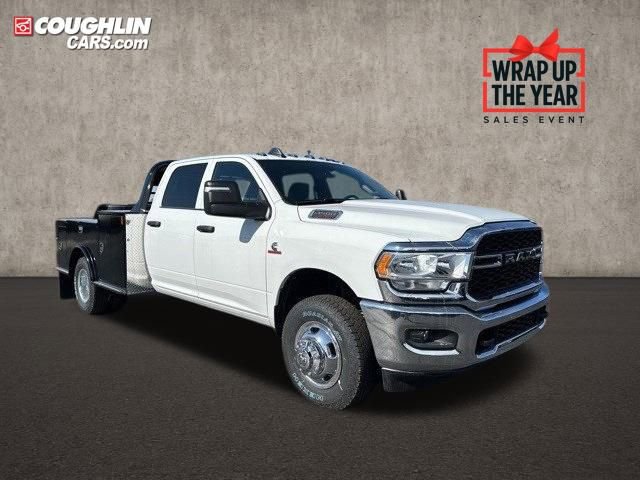 New 2024 RAM 3500 Tradesman w/ Chrome Appearance Group image 1