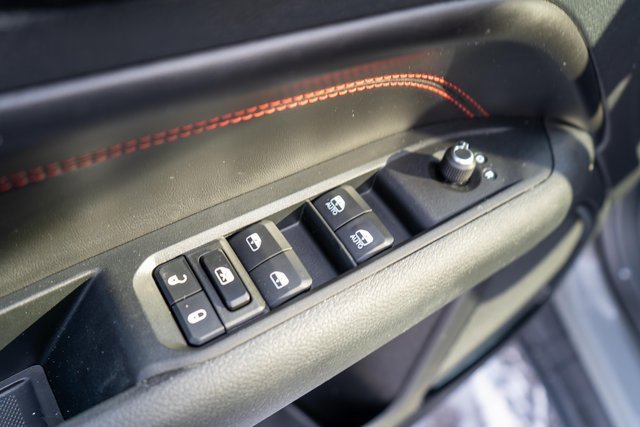 Used 2022 Jeep Compass Trailhawk image 19