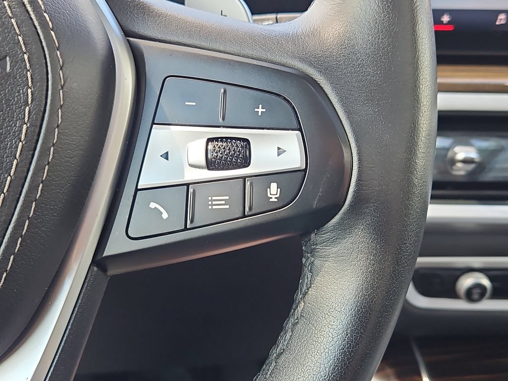 Used 2025 BMW X5 xDrive50e AWD/4WD image 31