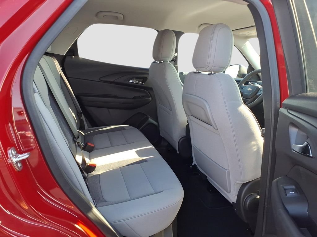 Used 2026 Chevrolet TrailBlazer LS w/ LS Convenience Package FWD image 12