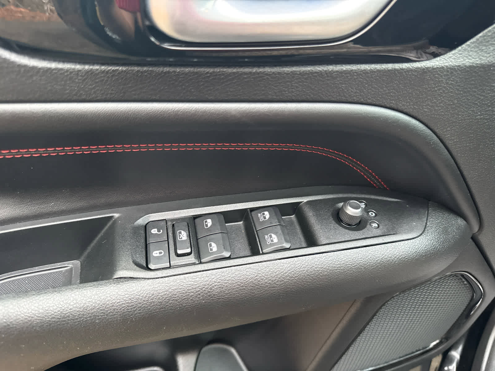 Used 2022 Jeep Compass Trailhawk w/ Trailhawk Convenience Group image 21