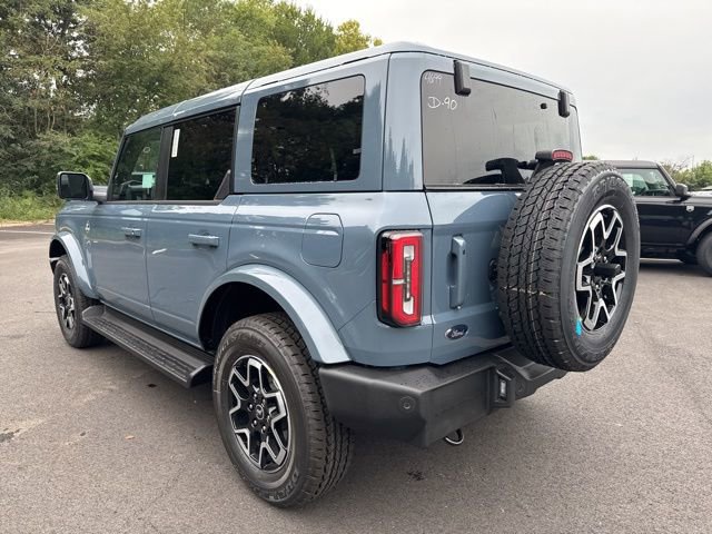 New 2025 Ford Bronco Outer Banks image 3