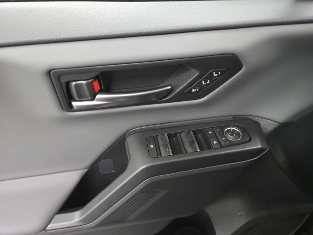 New 2026 Toyota RAV4 XSE AWD/4WD image 22