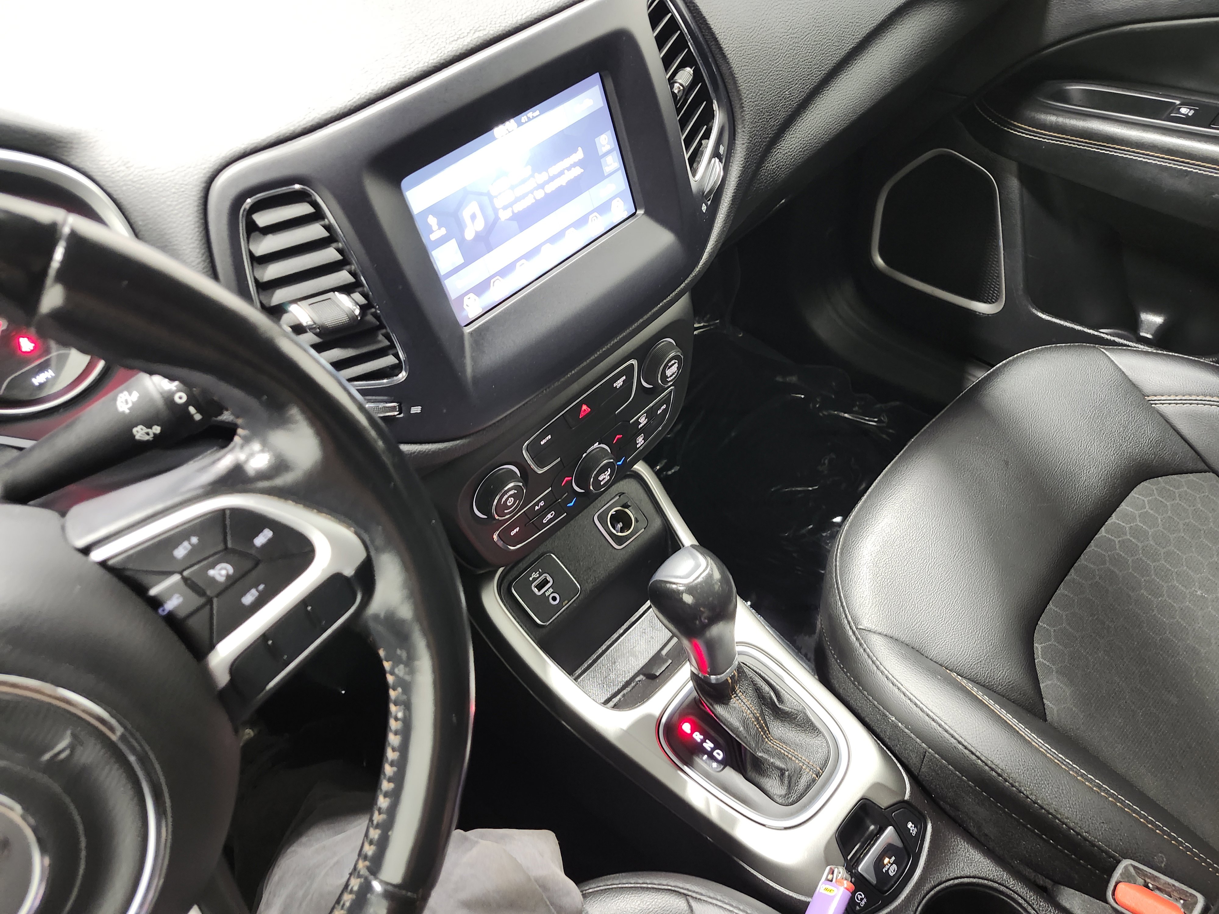 Used 2021 Jeep Compass Latitude w/ Convenience Group image 28