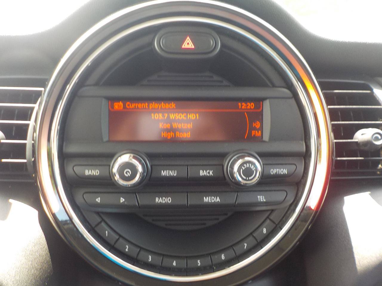 Used 2016 MINI Cooper 4-Door Hardtop FWD image 13