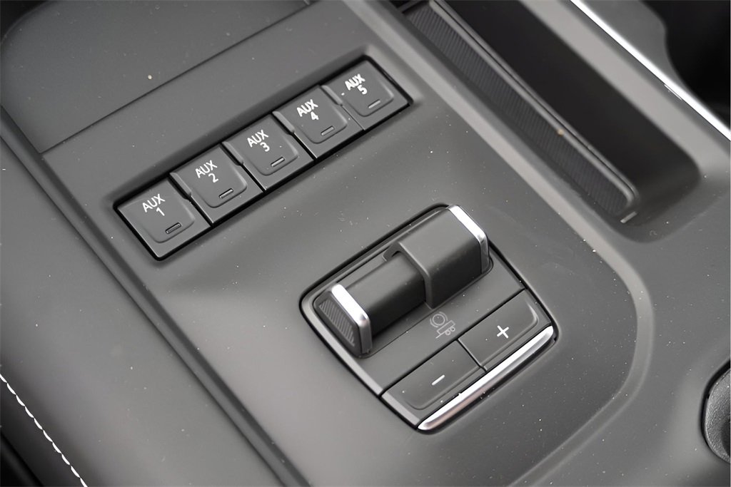 New 2026 GMC Sierra 2500 Denali Ultimate w/ Max Trailering Package image 18