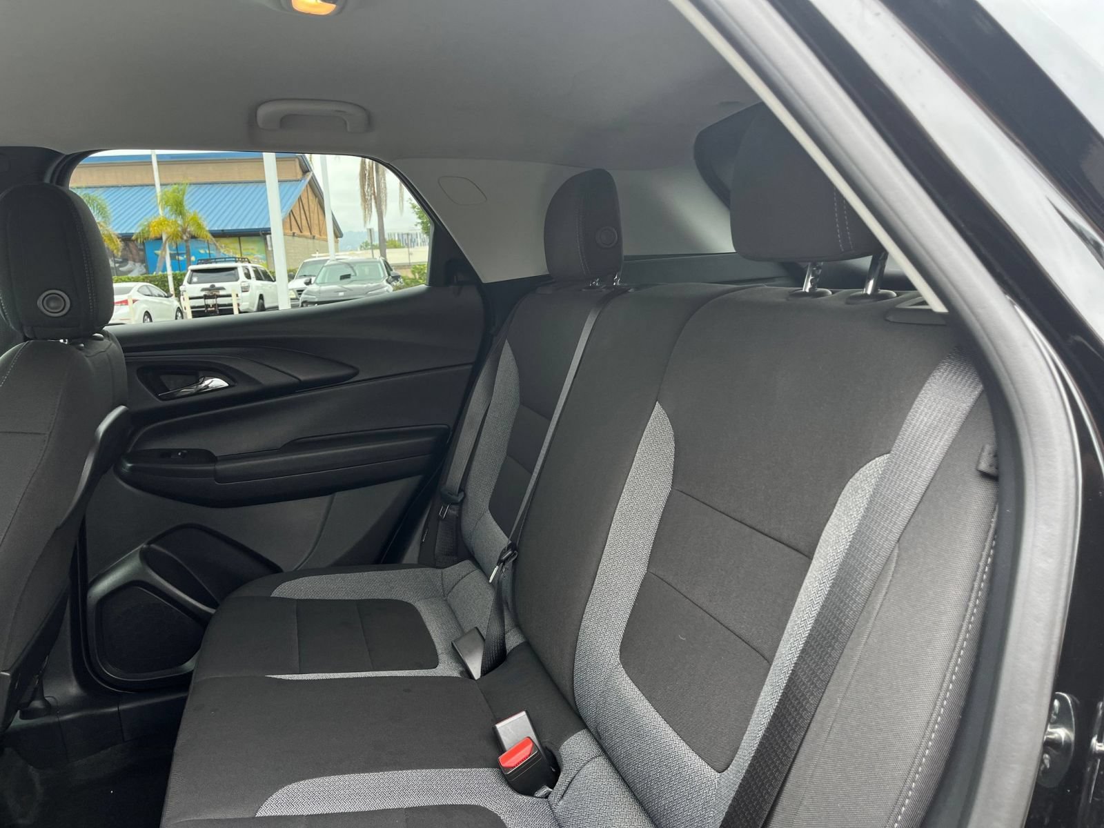 Used 2025 Chevrolet TrailBlazer LT FWD image 27