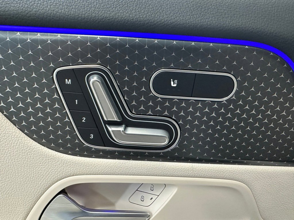 Used 2024 Mercedes-Benz GLA 250 4MATIC image 4