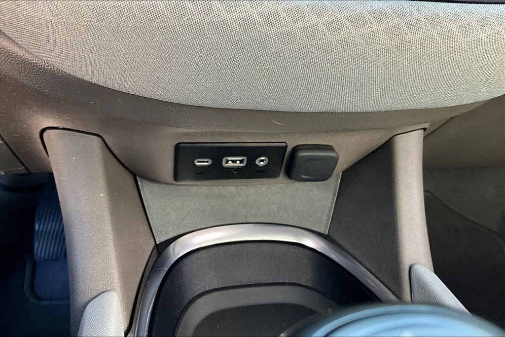 Used 2020 Chevrolet Malibu LT w/ Fleet LT Safety Plus Package image 16