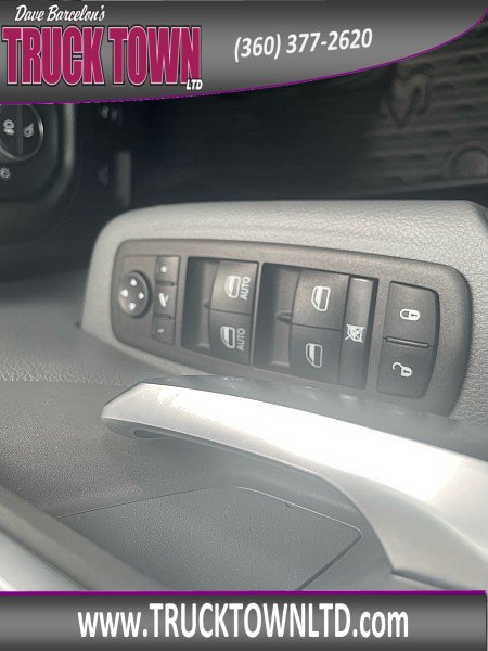 Used 2022 RAM 1500 Big Horn AWD/4WD image 14