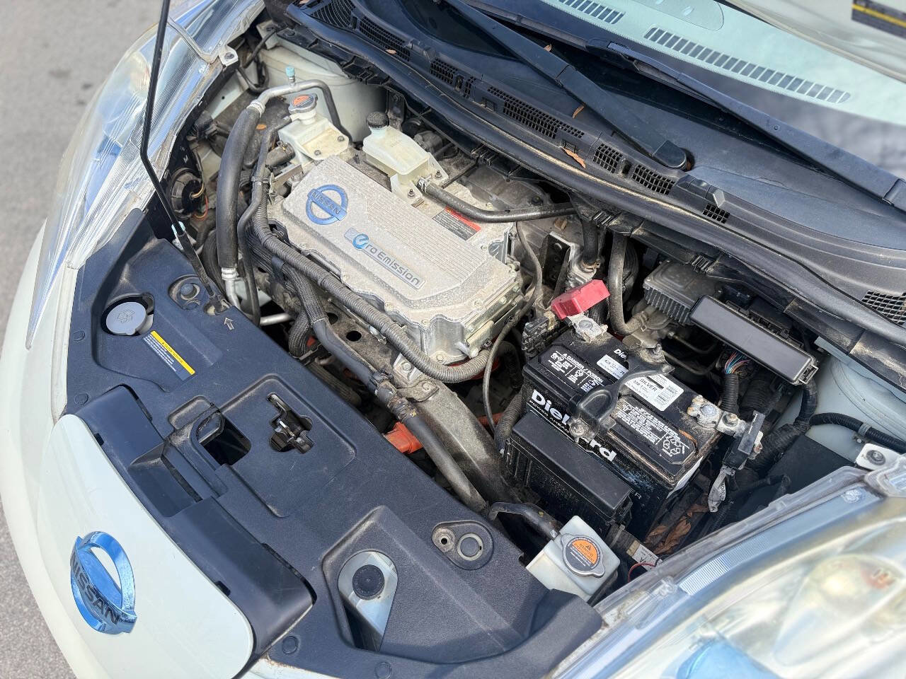 Used 2012 Nissan Leaf SV image 19