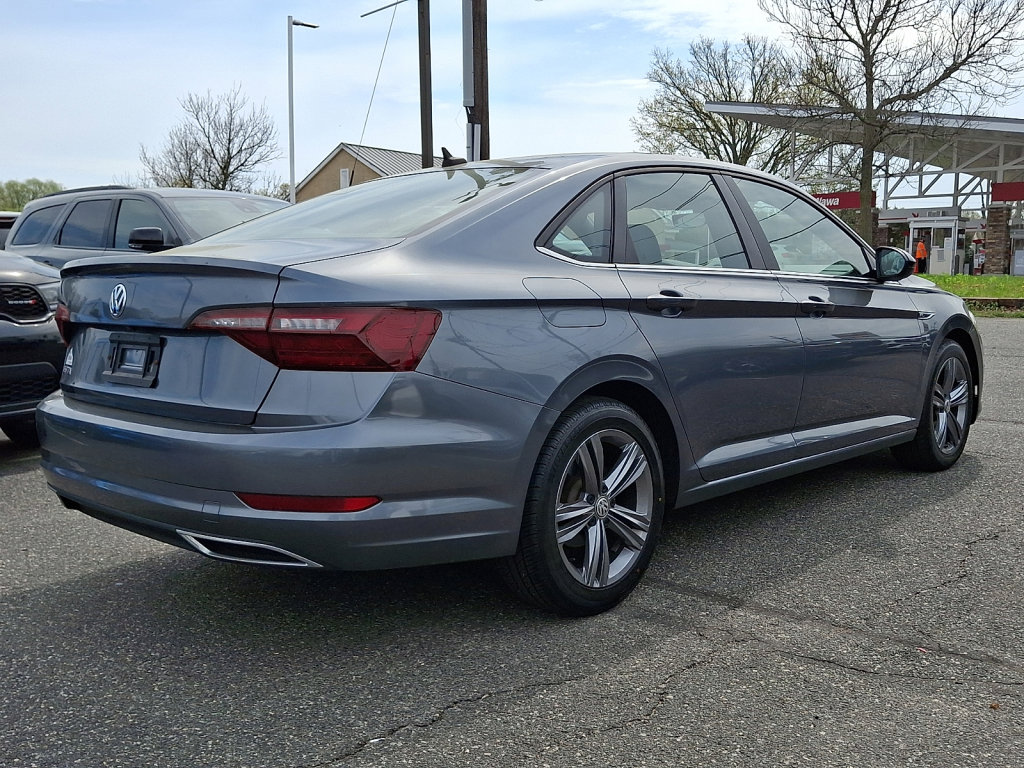 Used 2020 Volkswagen Jetta R-Line FWD image 3