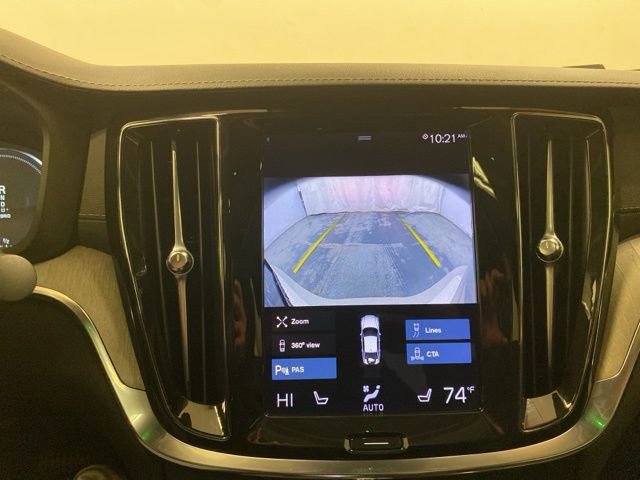 Used 2021 Volvo S60 T8 Inscription image 13