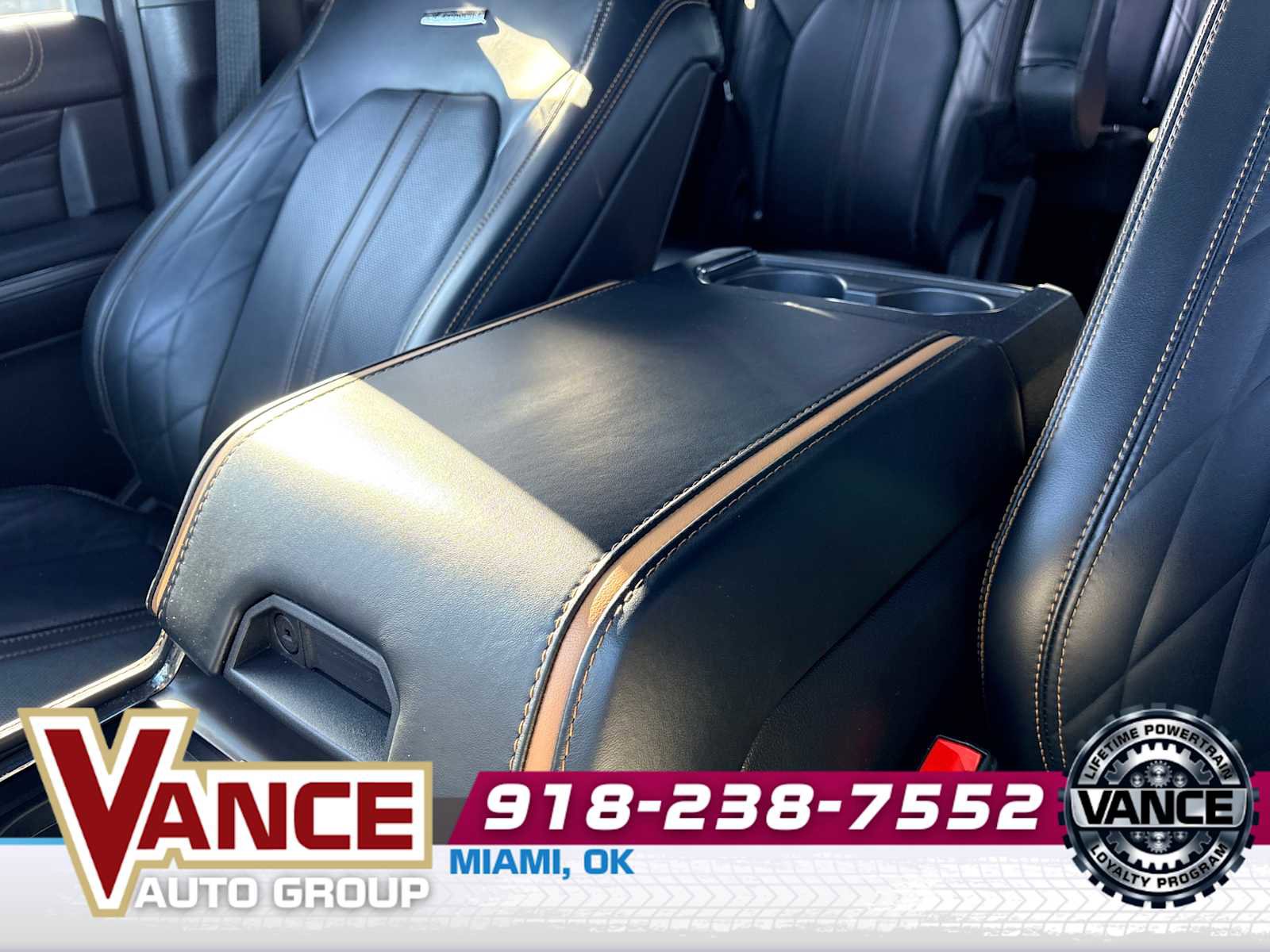 Used 2022 Ford Expedition Platinum AWD/4WD image 38