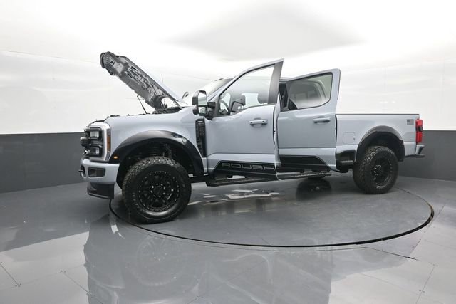 New 2026 Ford F250 Lariat w/ Black Appearance Package image 37