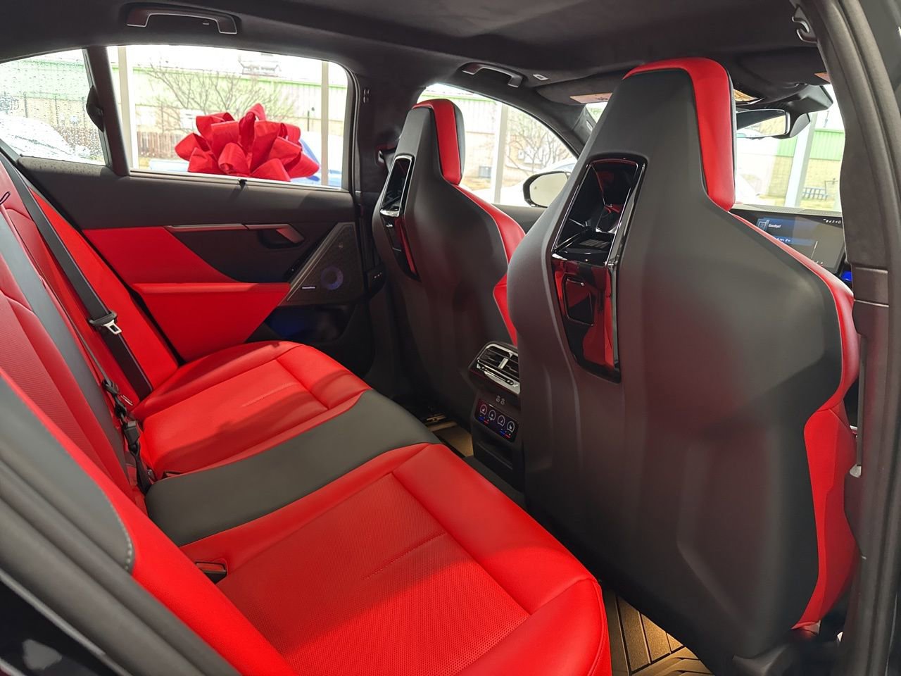 New 2026 BMW M5 w/ Carbon Package image 46