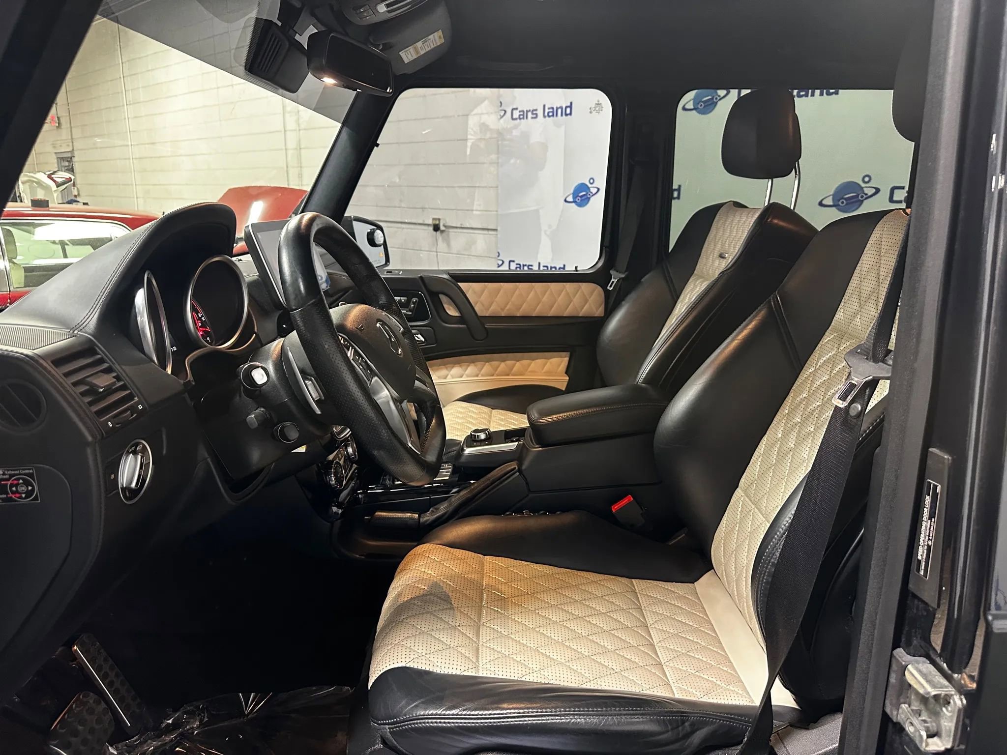 Used 2016 Mercedes-Benz G 65 AMG 4MATIC image 11