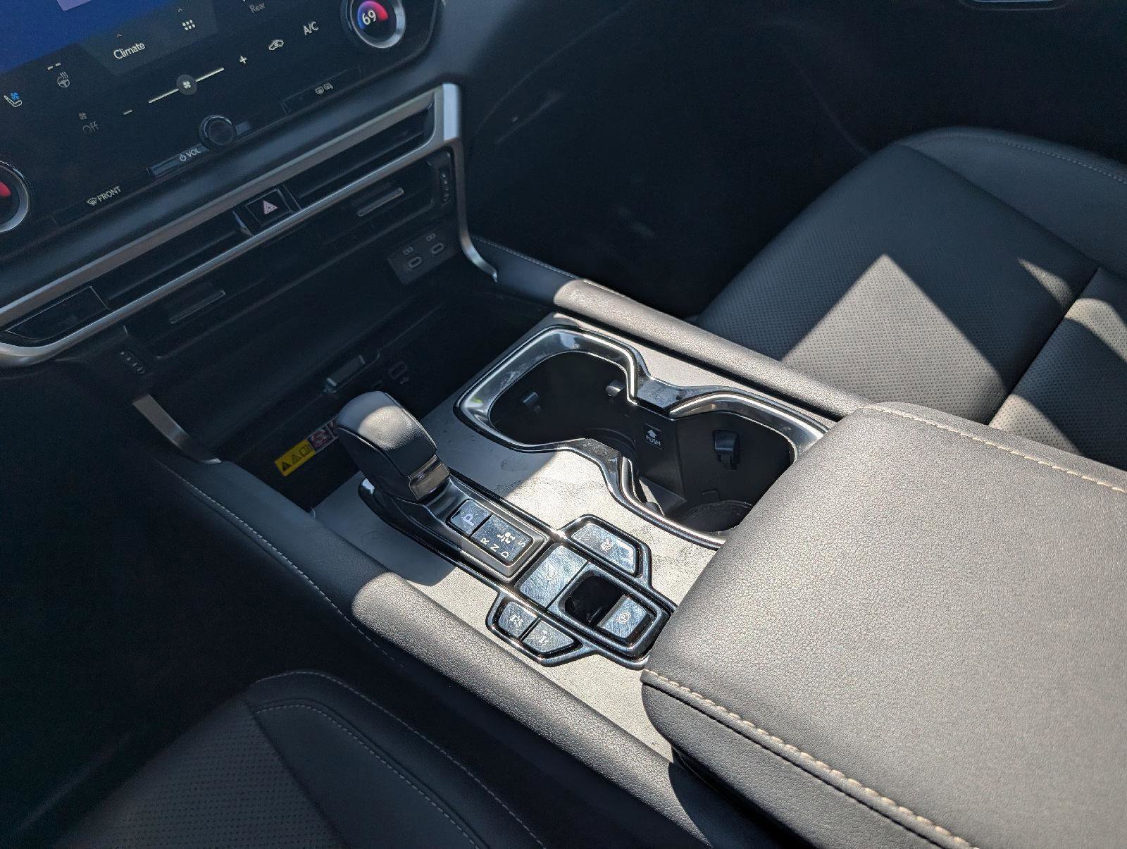 Certified 2023 Lexus RX 350h w/ Accessory Package (2T) AWD/4WD image 15