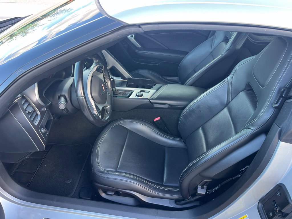 Used 2019 Chevrolet Corvette Stingray Coupe w/ Battery Protection Package RWD image 16
