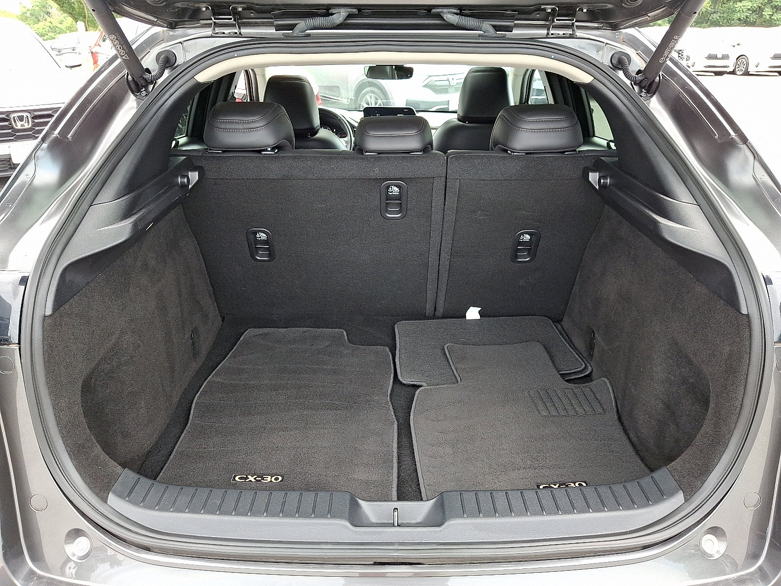 Used 2023 MAZDA CX-30 AWD 2.5 S w/ Premium Package image 29