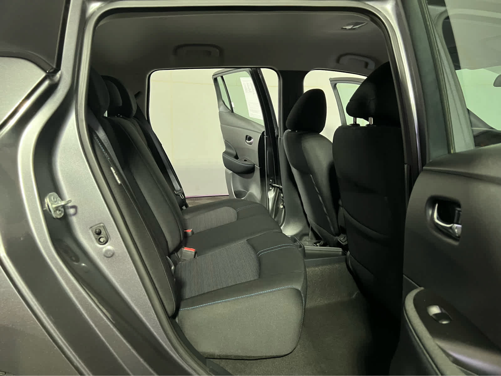 Certified 2023 Nissan Leaf S FWD image 26