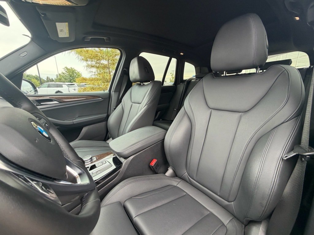 Used 2020 BMW X3 xDrive30i w/ Driving Assistance Package AWD/4WD image 11