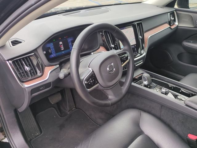 Certified 2025 Volvo S60 B5 Plus AWD/4WD image 12