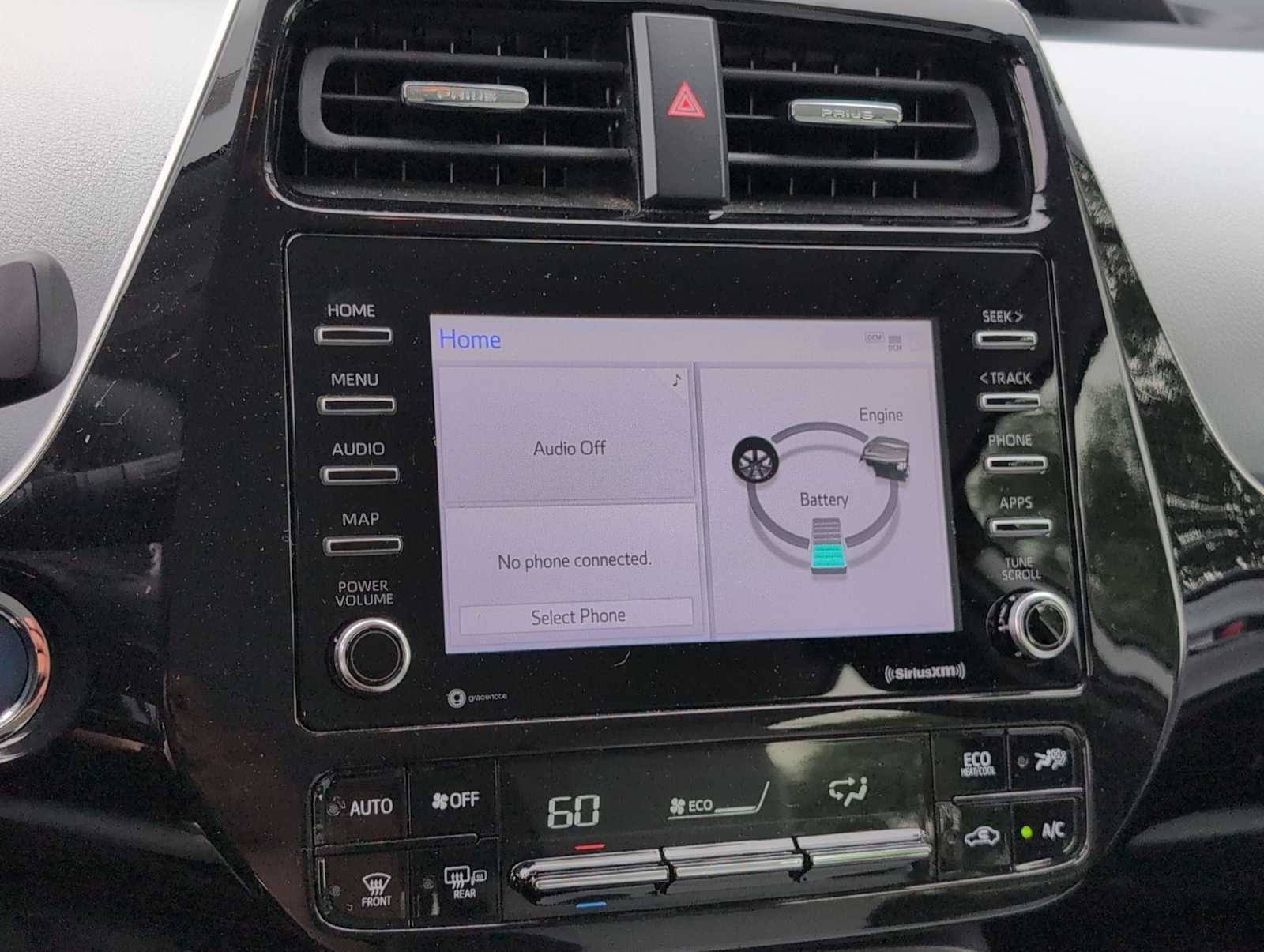Used 2022 Toyota Prius XLE AWD/4WD image 26
