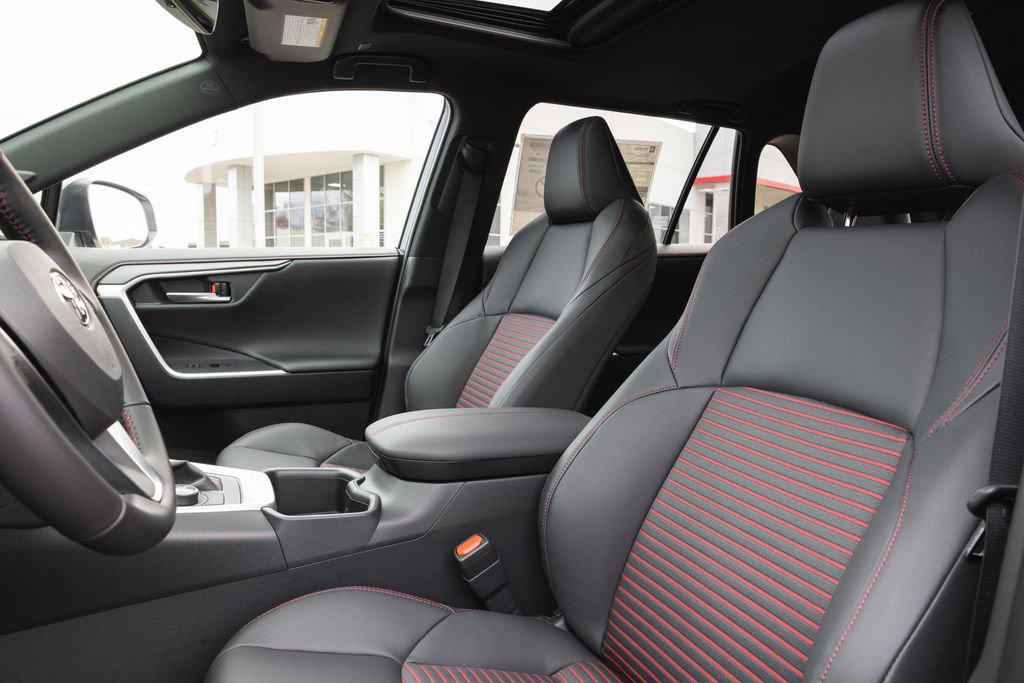 New 2025 Toyota RAV4 XSE image 7
