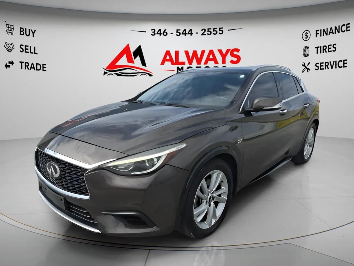 Used 2019 INFINITI QX30 FWD image 1