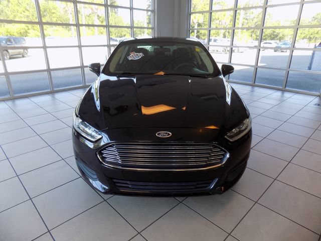 Used 2013 Ford Fusion SE FWD image 2