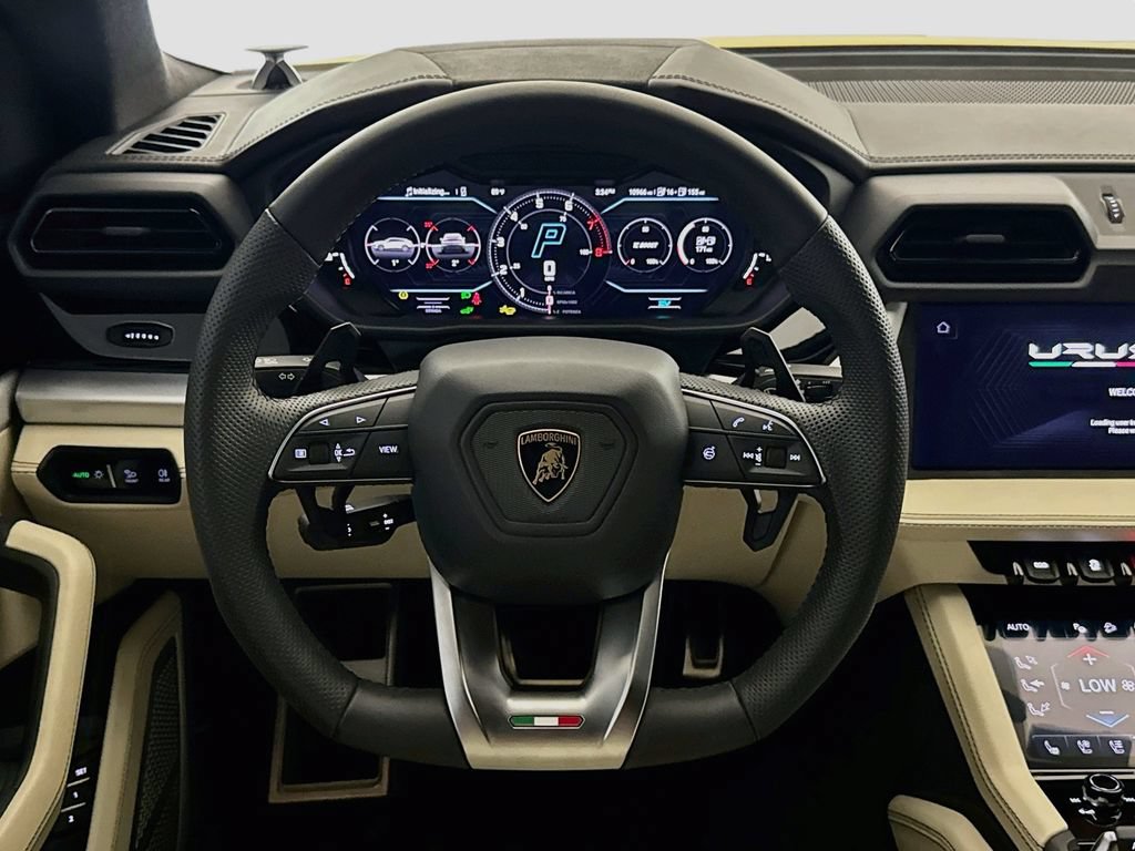 Used 2026 Lamborghini Urus SE AWD/4WD image 11