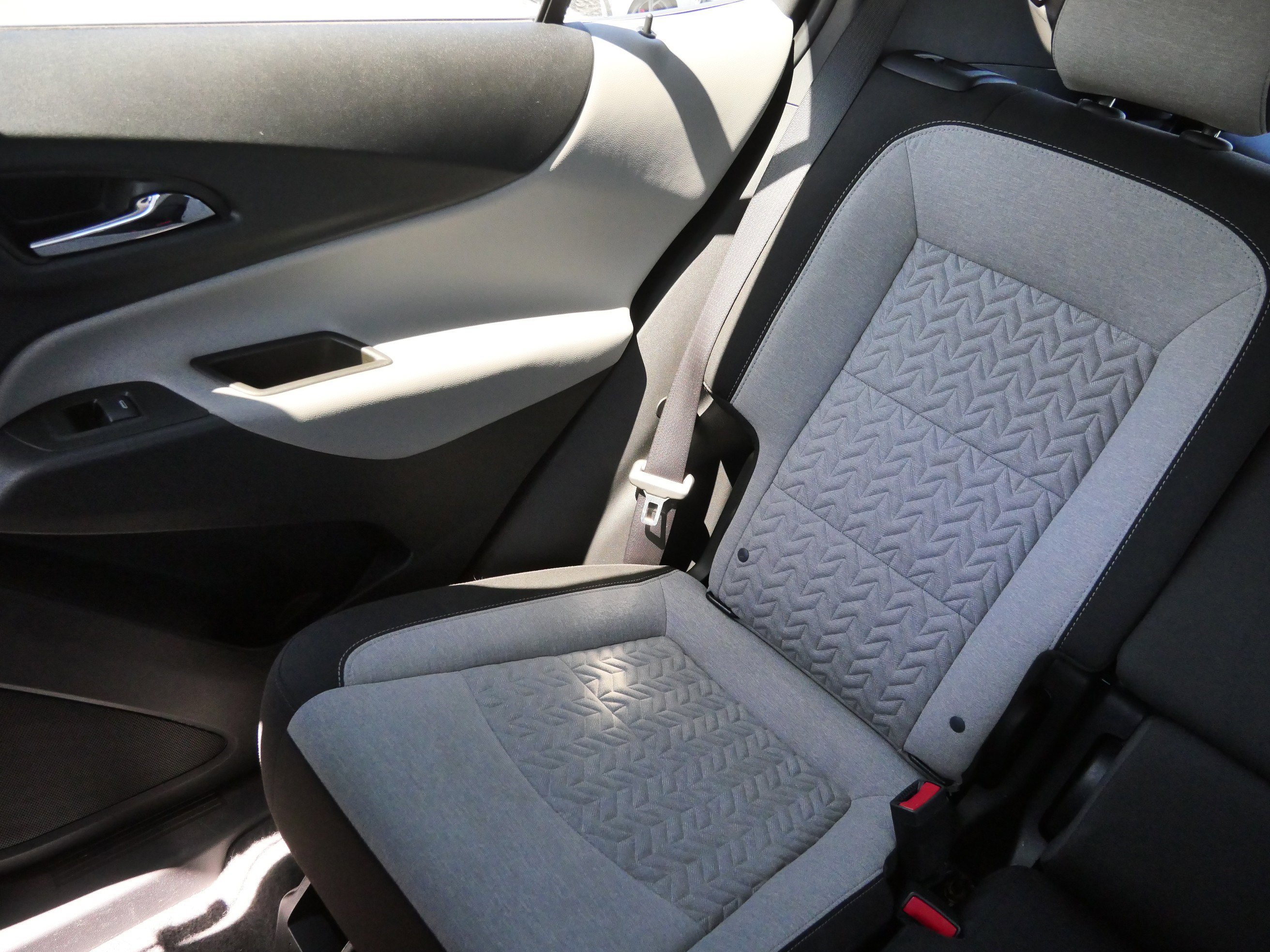 Used 2023 Chevrolet Equinox LS w/ LS Convenience Package AWD/4WD image 12