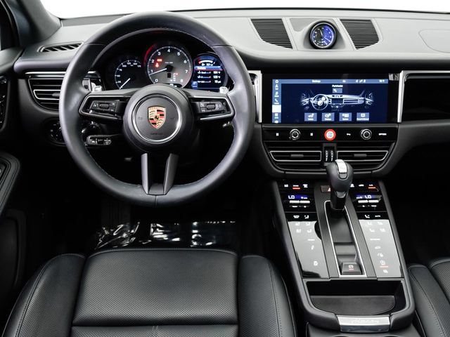 Certified 2023 Porsche Macan S AWD/4WD image 16