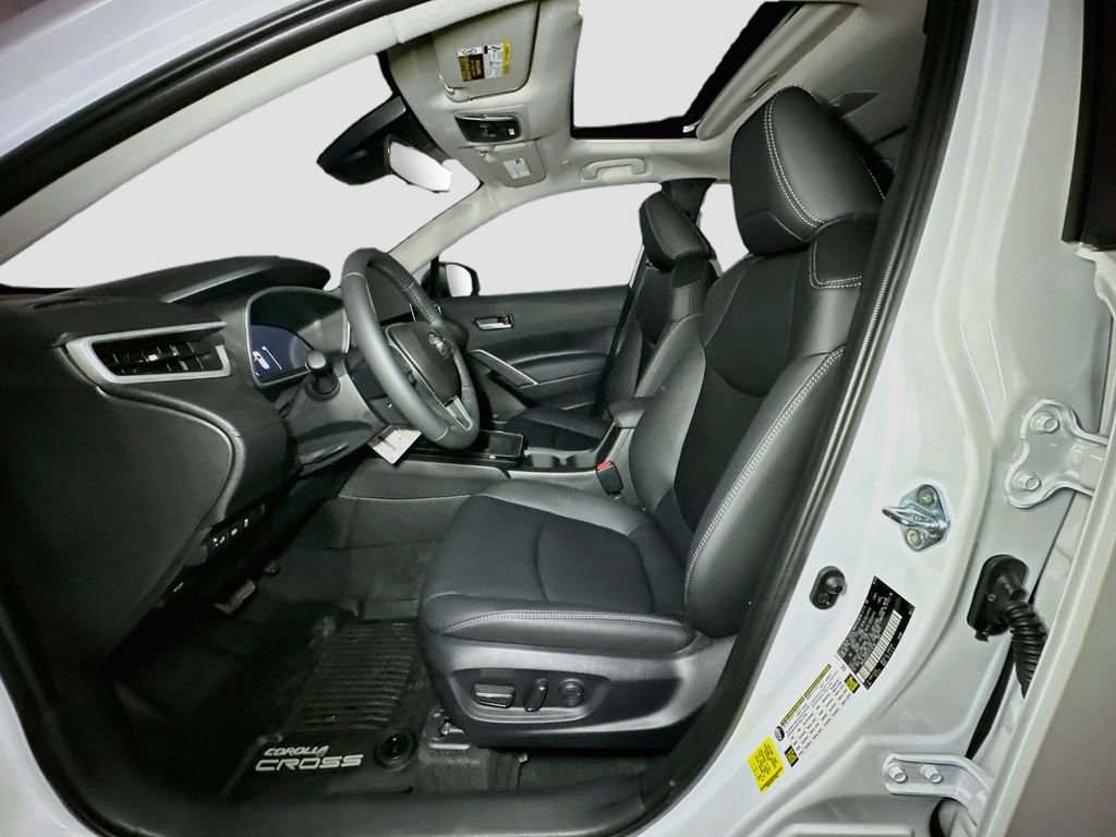 New 2026 Toyota Corolla Cross XLE w/ Convenience Package AWD/4WD image 14
