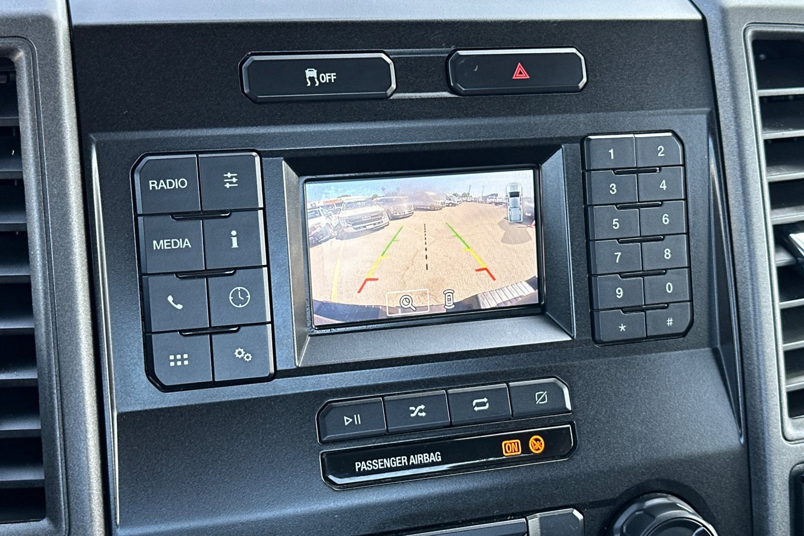 Used 2022 Ford F250 XL w/ Power Equipment Group image 18