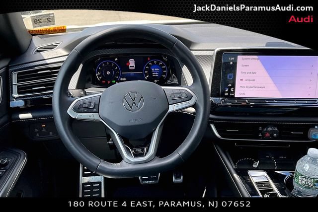 Used 2024 Volkswagen Atlas Cross Sport SEL Premium R-Line AWD/4WD image 5