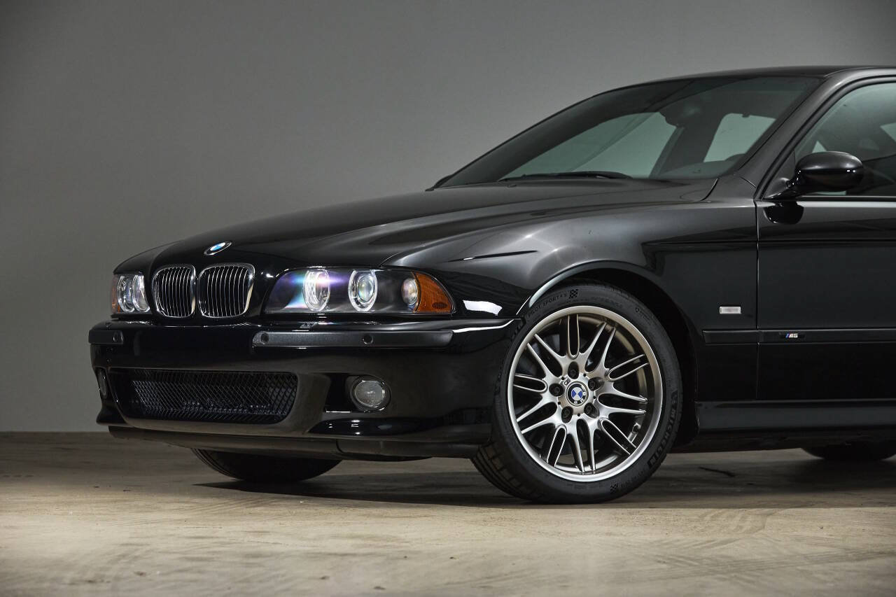 Used 2003 BMW M5 RWD image 13